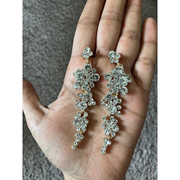 White rhinestone gold earrings clear long bridal prom crystal pierced earrings - Picture 7 of 9